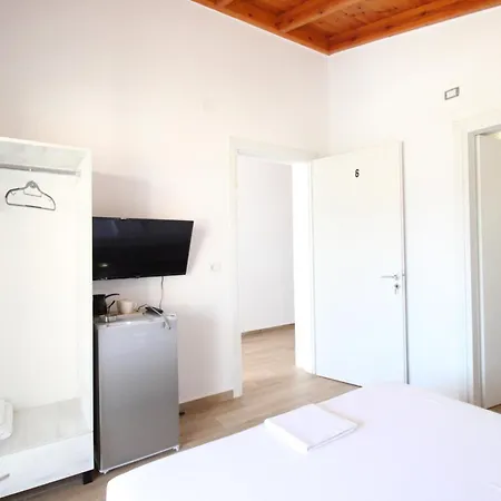 Apartment Sunny Ksamil