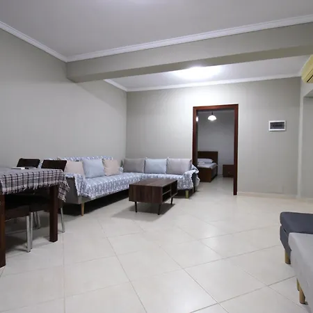 Sunny Apartment *