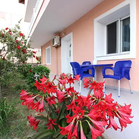 Sunny Appartement Ksamil