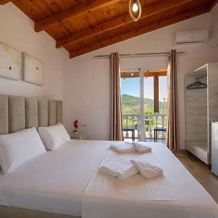 Apartment Sunny Ksamil